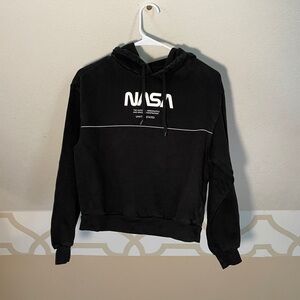 NASA Graphic Black Pullover Hoodie Sweatshirt – Women’s Size S